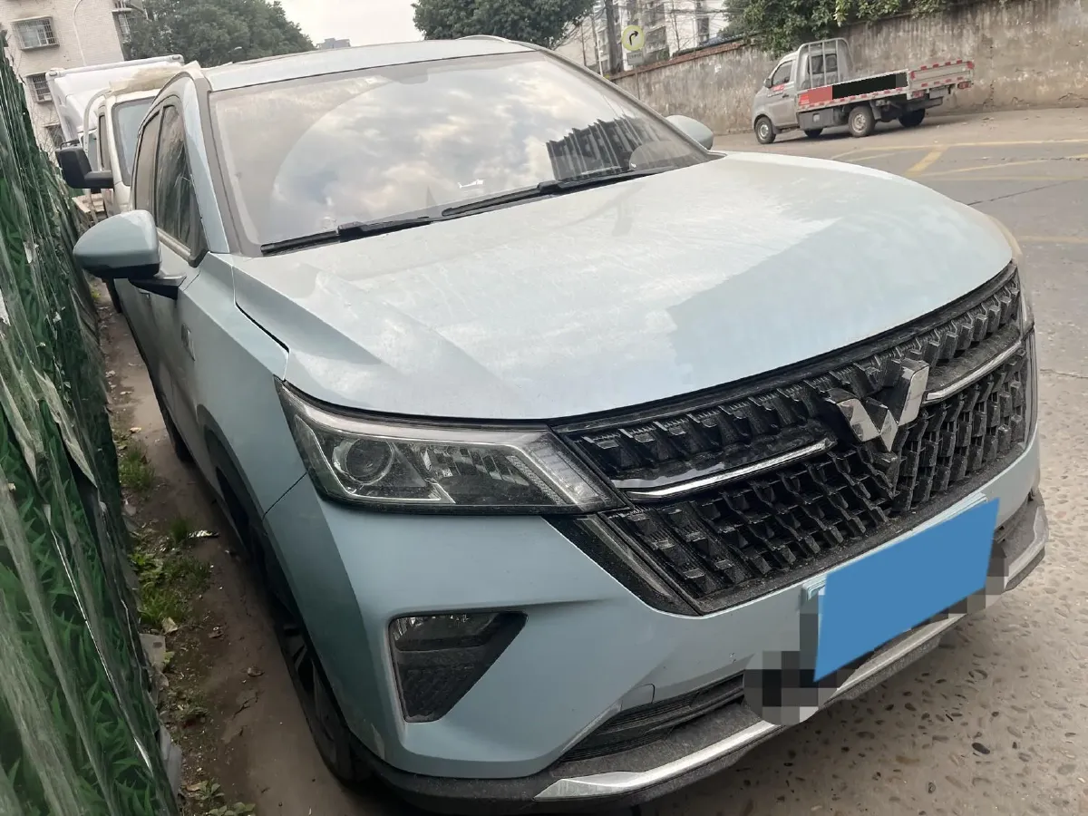 2021 WuLing XingChen 1.5T 147HP L4 6MT,autocango,china used car exporter,china ev exporter,chinese used car exporter,chinese used ev exporter