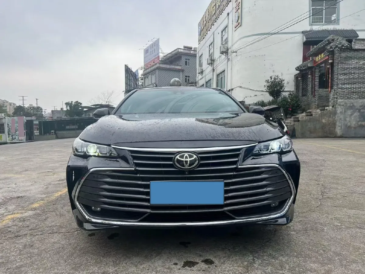 2019 Toyota Avalon 2.5L 209HP L4 8AT,autocango,china used car exporter,china ev exporter,chinese used car exporter,chinese used ev exporter