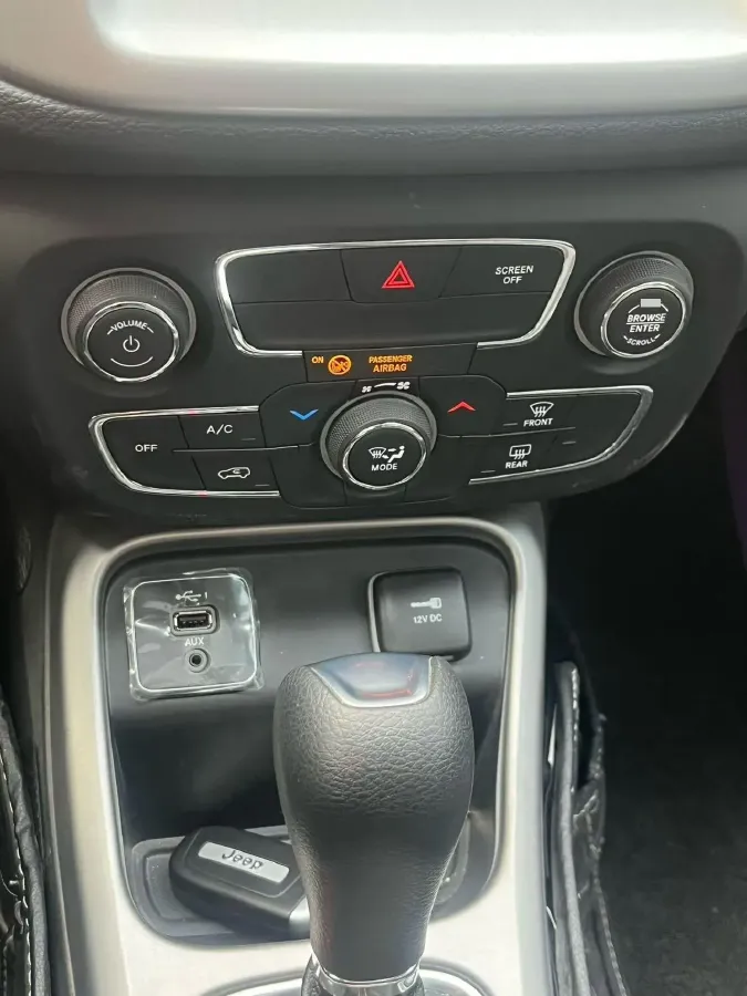 2020 Jeep Compass 1.3T 173HP L4 7DCT,autocango,china used car exporter,china ev exporter,chinese used car exporter,chinese used ev exporter