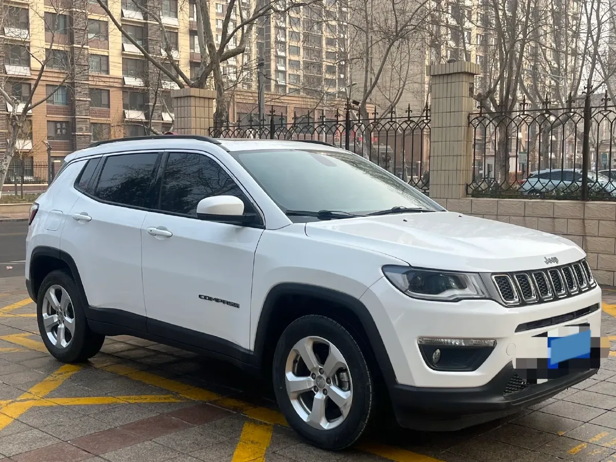 2020 Jeep Compass 1.3T 173HP L4 7DCT,autocango,china used car exporter,china ev exporter,chinese used car exporter,chinese used ev exporter