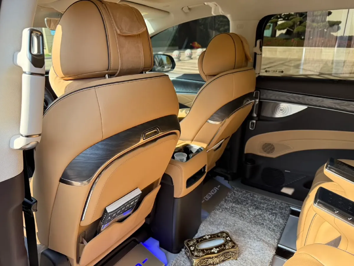 2024 Denza D9 1.5T 139HP L4 E-CVT PHEV 40KWH,autocango,china used car exporter,china ev exporter,chinese used car exporter,chinese used ev exporter