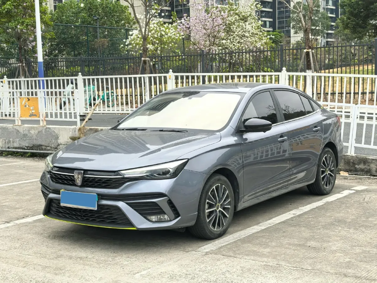 2021 Roewe i5 1.5L 120HP L4 CVT,autocango,china used car exporter,china ev exporter,chinese used car exporter,chinese used ev exporter