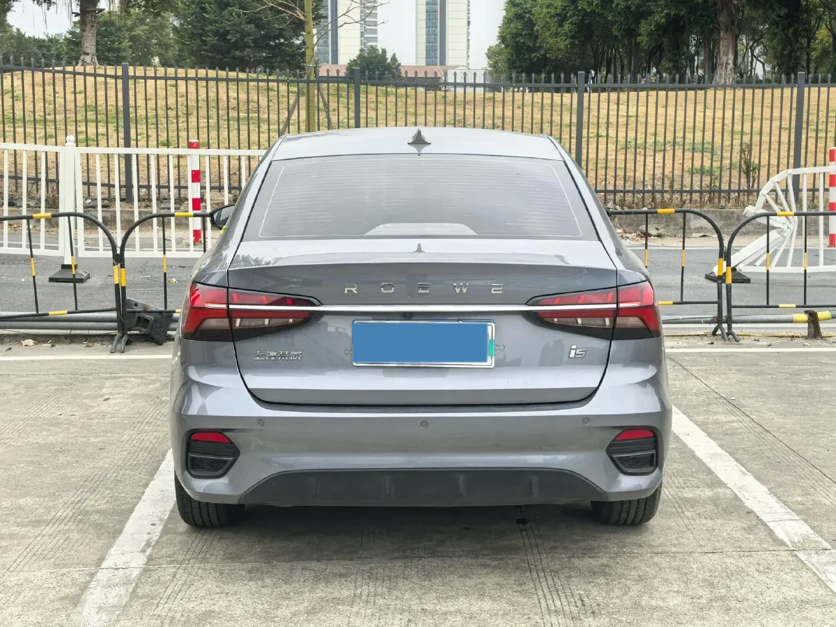2021 Roewe i5 1.5L 120HP L4 CVT,autocango,china used car exporter,china ev exporter,chinese used car exporter,chinese used ev exporter