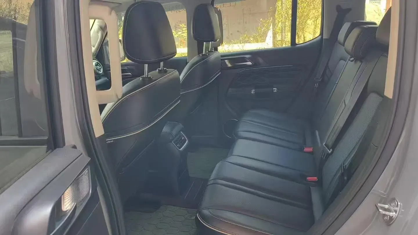 2021 Tank 300 2.0T 227HP L4 8AT,autocango,china used car exporter,china ev exporter,chinese used car exporter,chinese used ev exporter