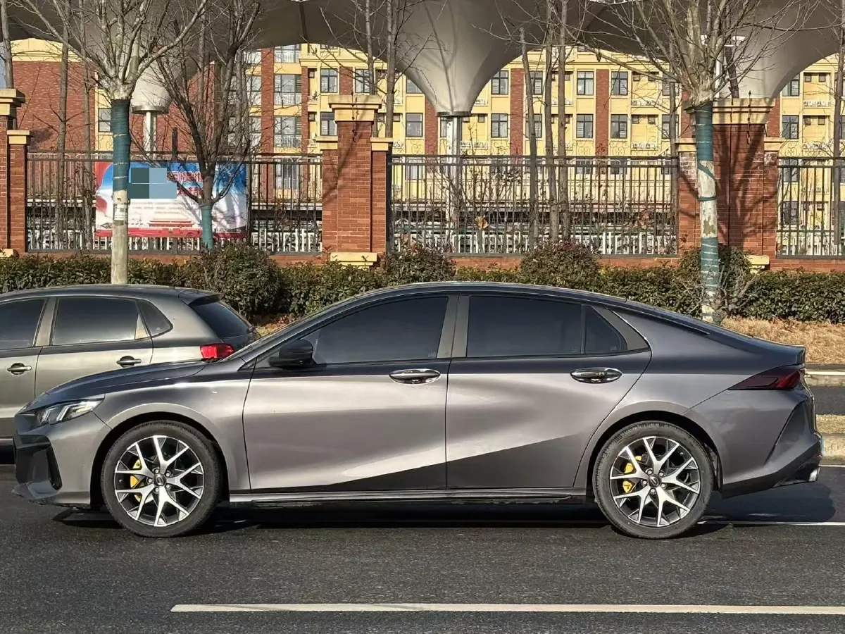 2023 GAC Trumpchi Empow 1.5T 177HP L4 7DCT,autocango,china used car exporter,china ev exporter,chinese used car exporter,chinese used ev exporter