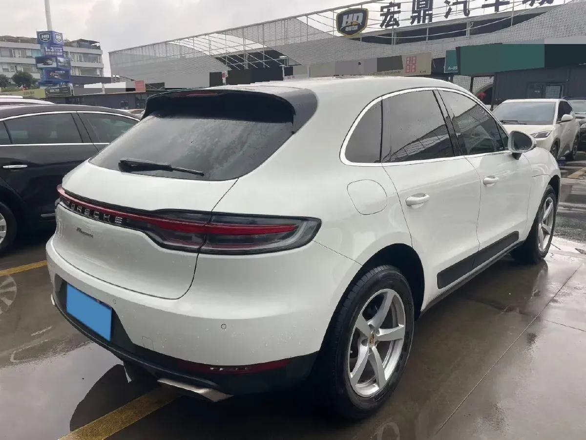 2018 Porsche Macan 2.0T 252HP L4 7DCT,autocango,china used car exporter,china ev exporter,chinese used car exporter,chinese used ev exporter