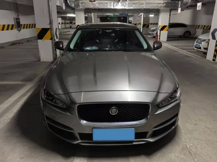 2018 Jaguar XEL 2.0T 200HP L4 8AT,autocango,china used car exporter,china ev exporter,chinese used car exporter,chinese used ev exporter