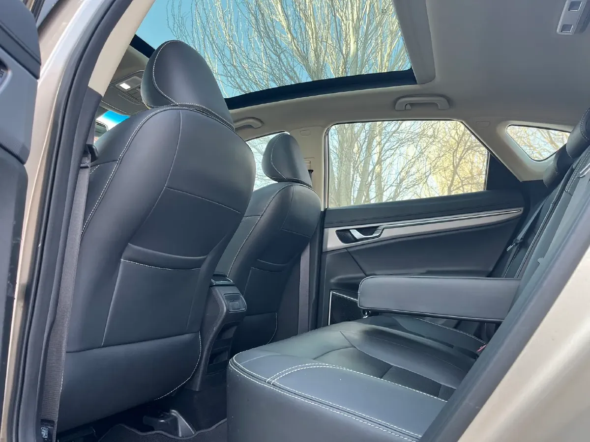 2018 Geely Emgrand GS 1.4T 133HP L4 6DCT,autocango,china used car exporter,china ev exporter,chinese used car exporter,chinese used ev exporter