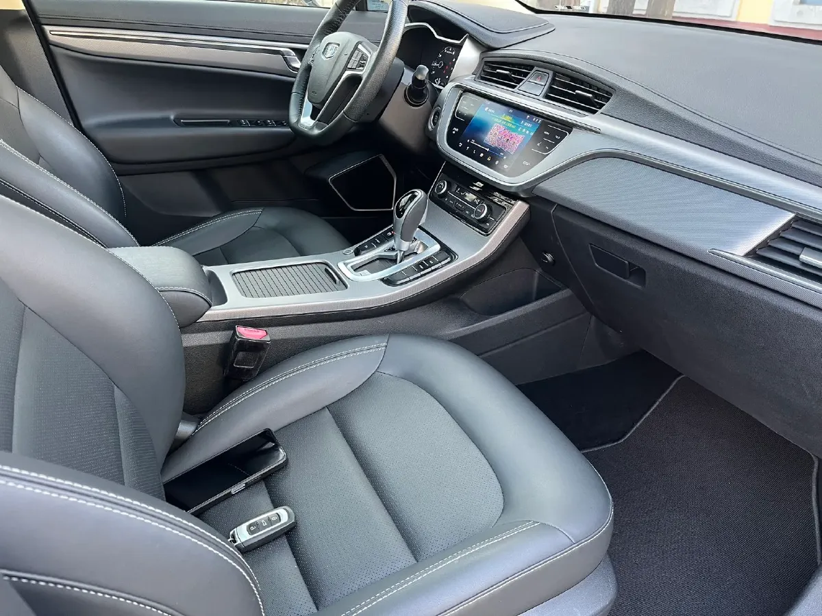 2018 Geely Emgrand GS 1.4T 133HP L4 6DCT,autocango,china used car exporter,china ev exporter,chinese used car exporter,chinese used ev exporter