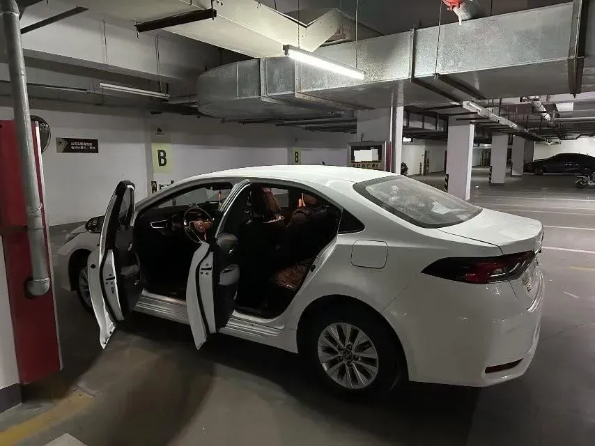 2019 Toyota Corolla 1.2T 116HP L4 CVT,autocango,china used car exporter,china ev exporter,chinese used car exporter,chinese used ev exporter