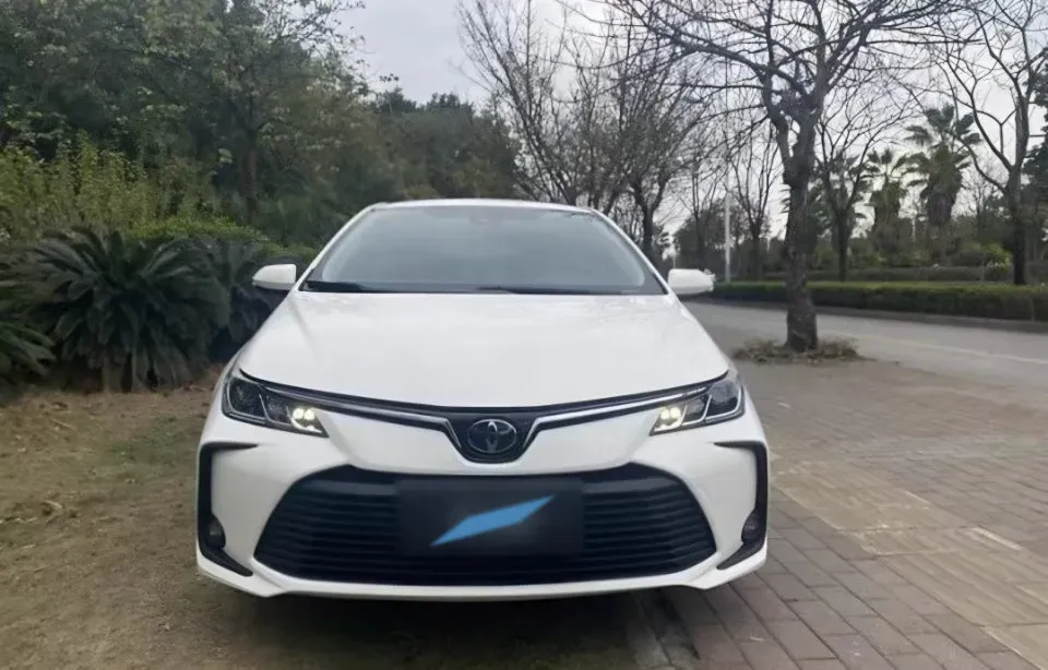 2019 Toyota Corolla 1.2T 116HP L4 CVT,autocango,china used car exporter,china ev exporter,chinese used car exporter,chinese used ev exporter