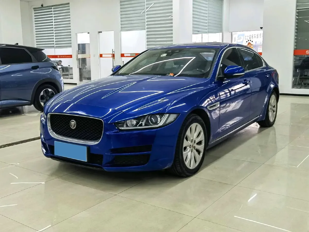 2018 Jaguar XEL 2.0T 200HP L4 8AT,autocango,china used car exporter,china ev exporter,chinese used car exporter,chinese used ev exporter