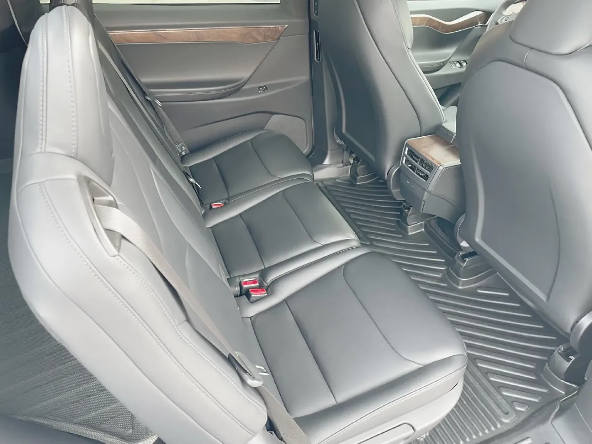 2019 Tesla Model X BEV 100KWH,autocango,china used car exporter,china ev exporter,chinese used car exporter,chinese used ev exporter