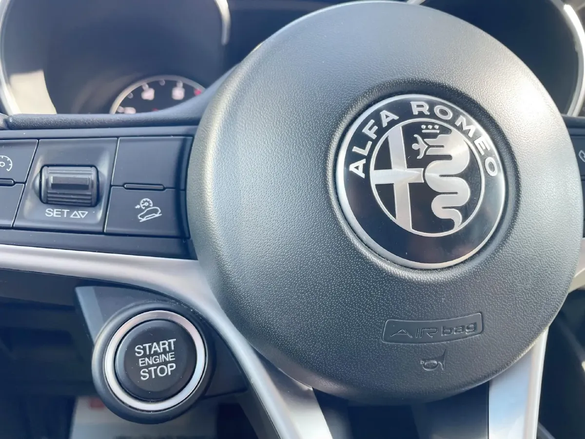 2017 Lexus NX 2.0T 238HP L4 6AT,autocango,china used car exporter,china ev exporter,chinese used car exporter,chinese used ev exporter