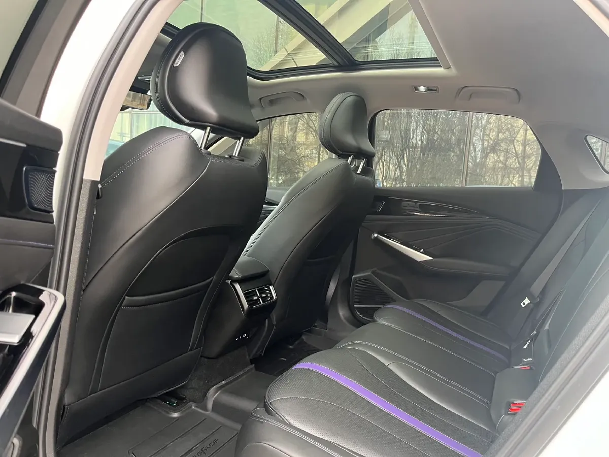 2024 Geely Preface 1.5T 163HP L4 3DHT Hybrid,autocango,china used car exporter,china ev exporter,chinese used car exporter,chinese used ev exporter