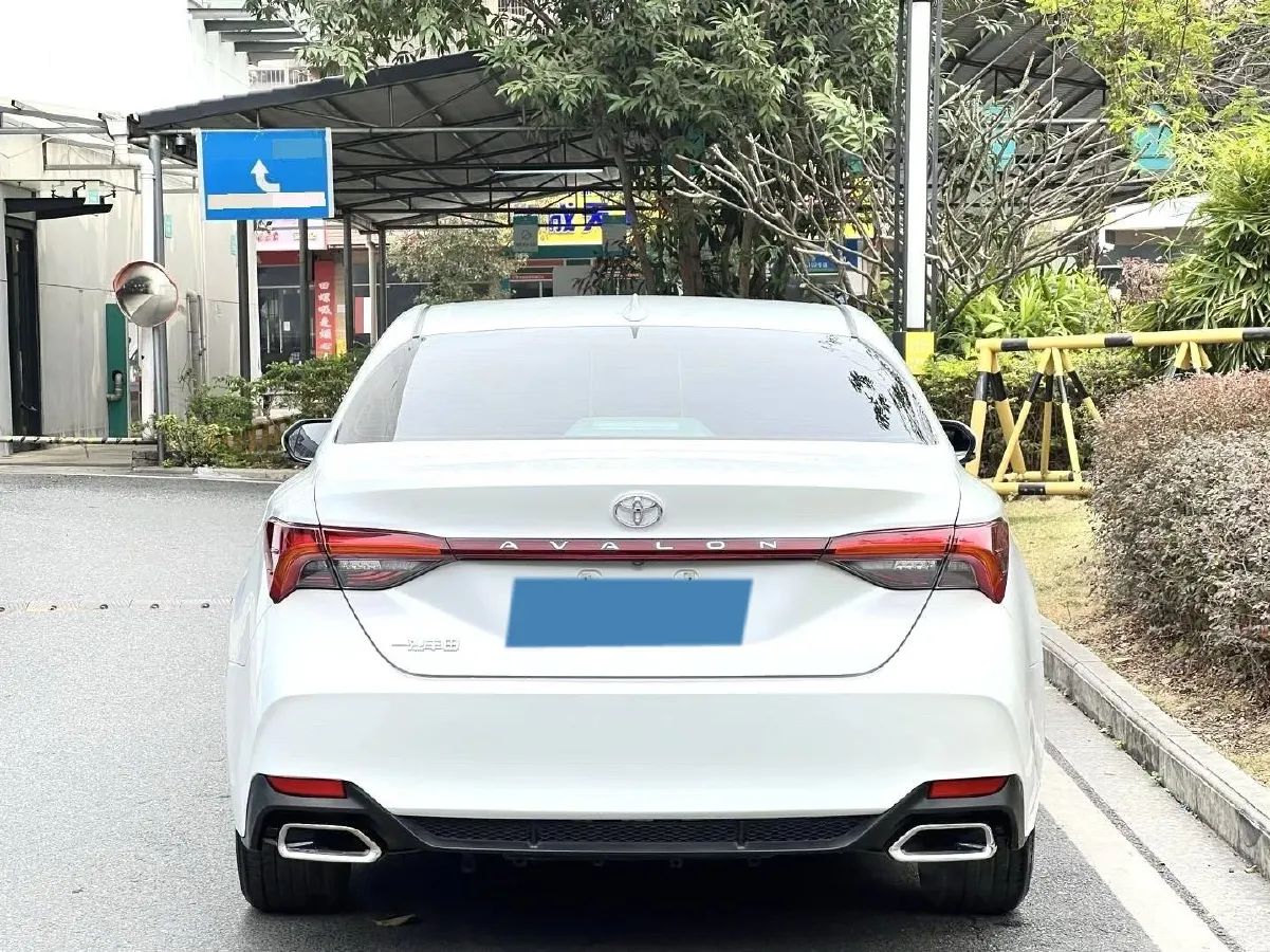 2022 Toyota Avalon 2.5L 178HP L4 E-CVT Hybrid,autocango,china used car exporter,china ev exporter,chinese used car exporter,chinese used ev exporter