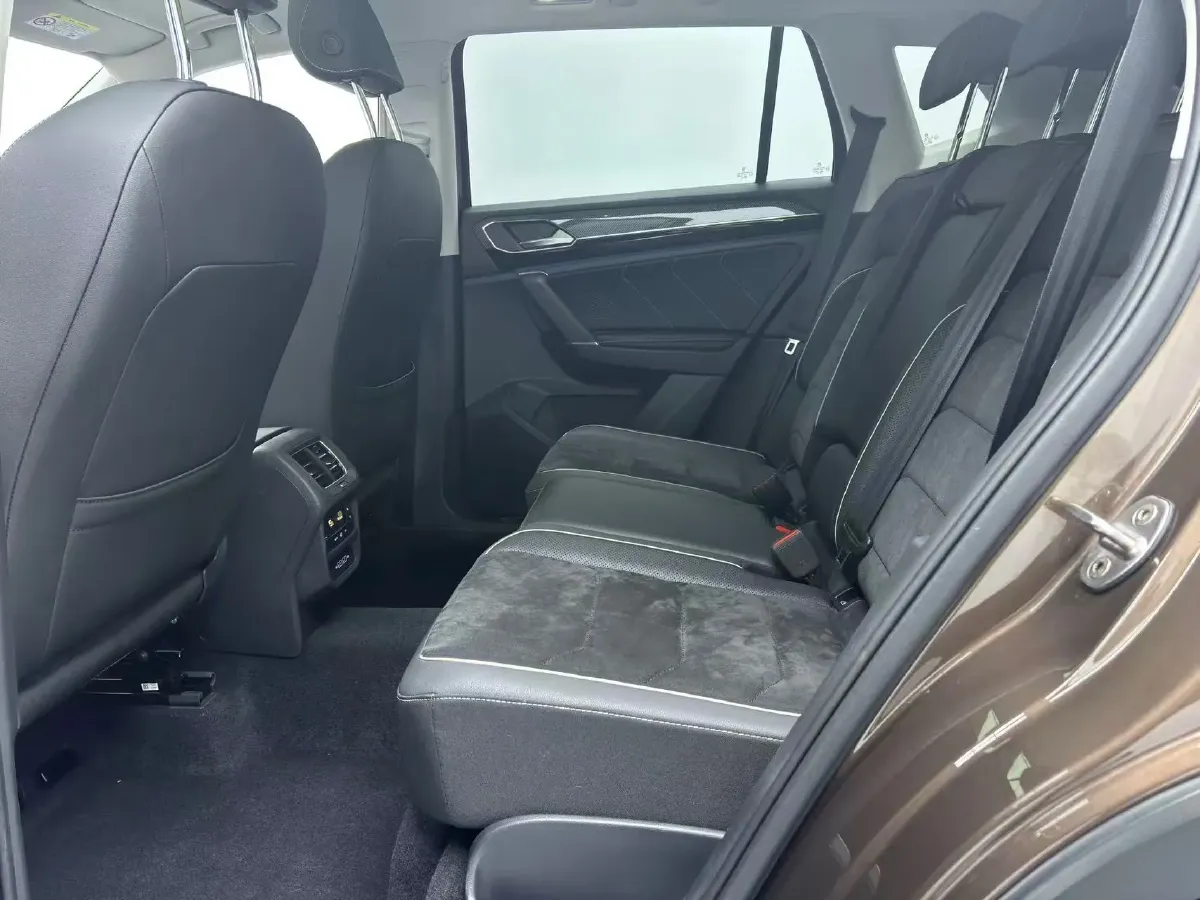 2020 Volkswagen Tayron 2.0T 186HP L4 7DCT,autocango,china used car exporter,china ev exporter,chinese used car exporter,chinese used ev exporter