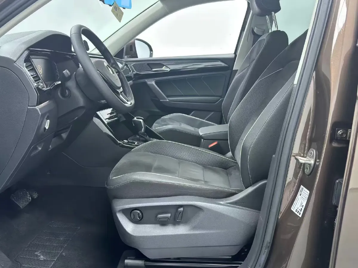 2020 Volkswagen Tayron 2.0T 186HP L4 7DCT,autocango,china used car exporter,china ev exporter,chinese used car exporter,chinese used ev exporter