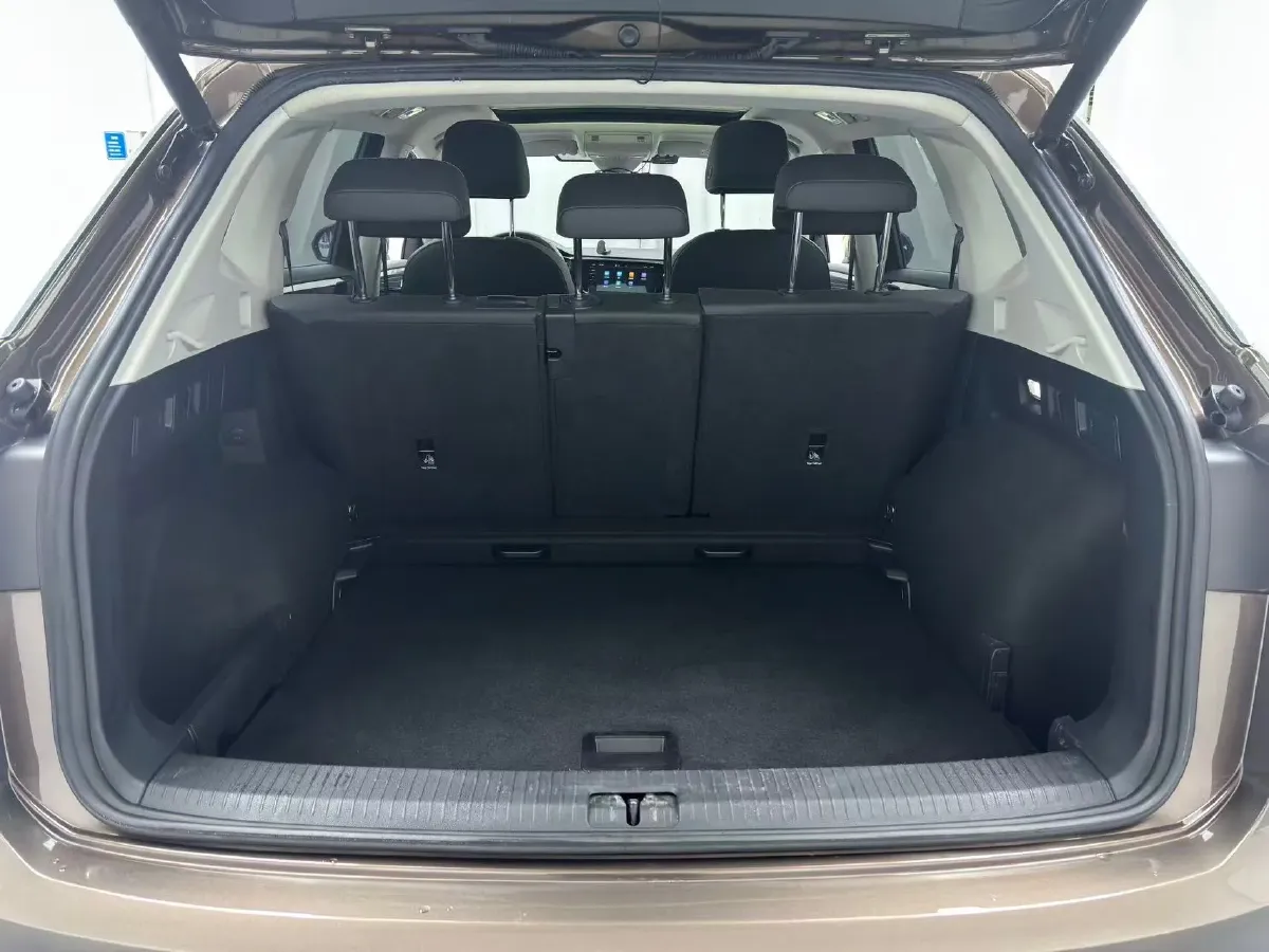 2020 Volkswagen Tayron 2.0T 186HP L4 7DCT,autocango,china used car exporter,china ev exporter,chinese used car exporter,chinese used ev exporter