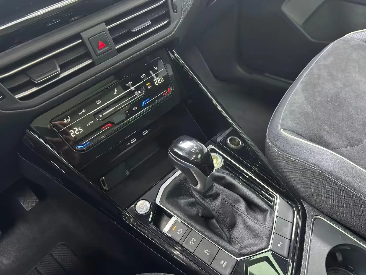 2020 Volkswagen Tayron 2.0T 186HP L4 7DCT,autocango,china used car exporter,china ev exporter,chinese used car exporter,chinese used ev exporter