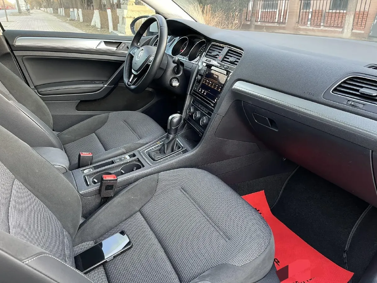 2019 Brilliance Auto V7 1.8T 231HP L4 7DCT,autocango,china used car exporter,china ev exporter,chinese used car exporter,chinese used ev exporter