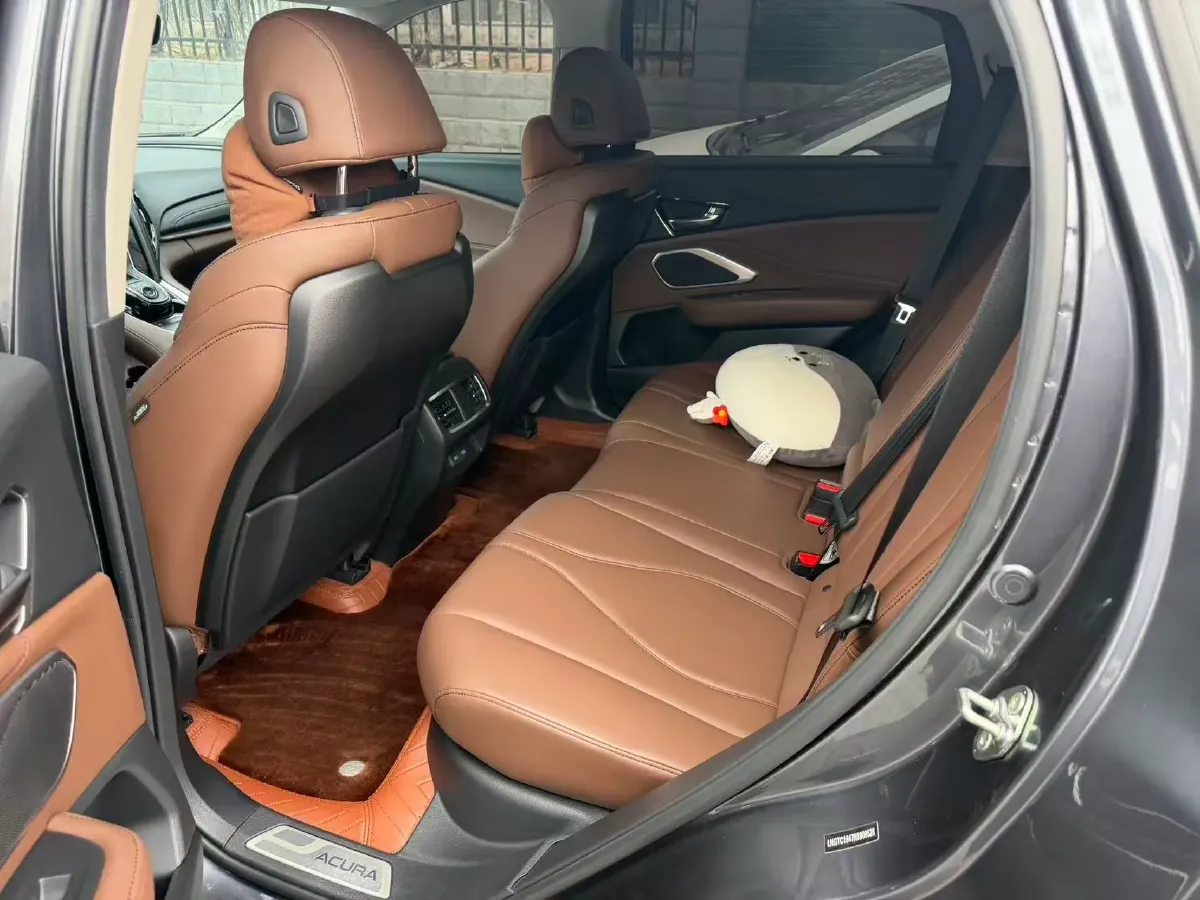 2021 Acura CDX 1.5T 182HP L4 8DCT,autocango,china used car exporter,china ev exporter,chinese used car exporter,chinese used ev exporter