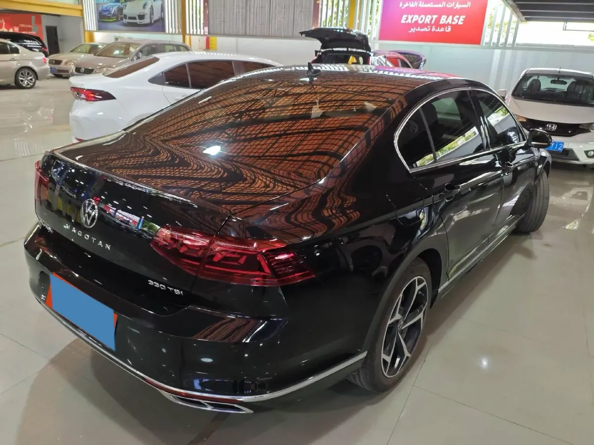 2023 Volkswagen Magotan 2.0T 186HP L4 7DCT,autocango,china used car exporter,china ev exporter,chinese used car exporter,chinese used ev exporter
