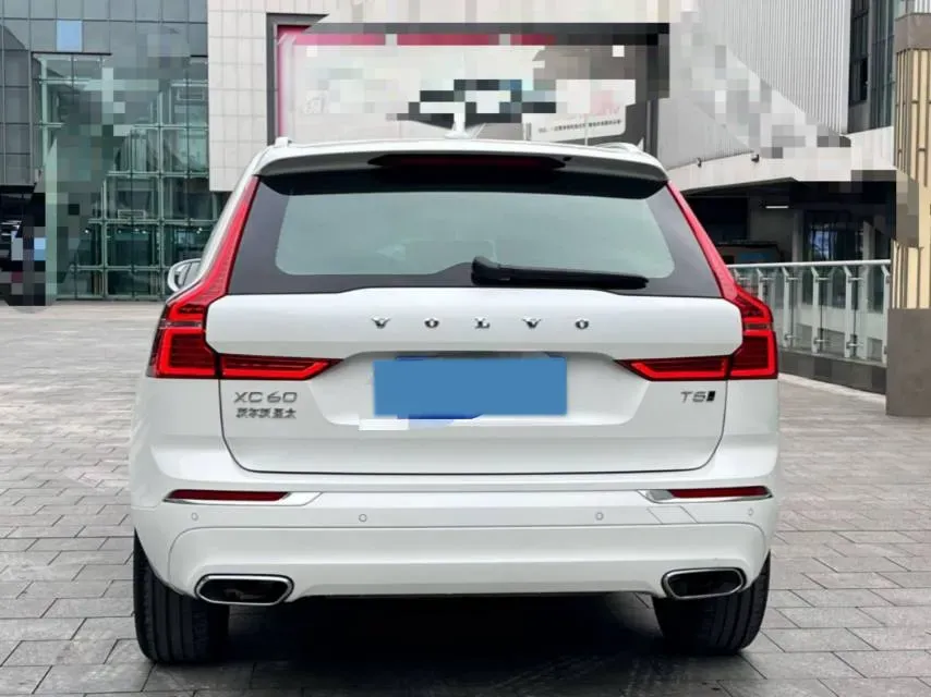 2019 Volvo XC60 2.0T 254HP L4 8AT,autocango,china used car exporter,china ev exporter,chinese used car exporter,chinese used ev exporter