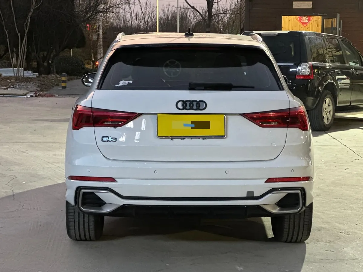 2024 Audi Q3 1.5T 160HP L4 7DCT,autocango,china used car exporter,china ev exporter,chinese used car exporter,chinese used ev exporter