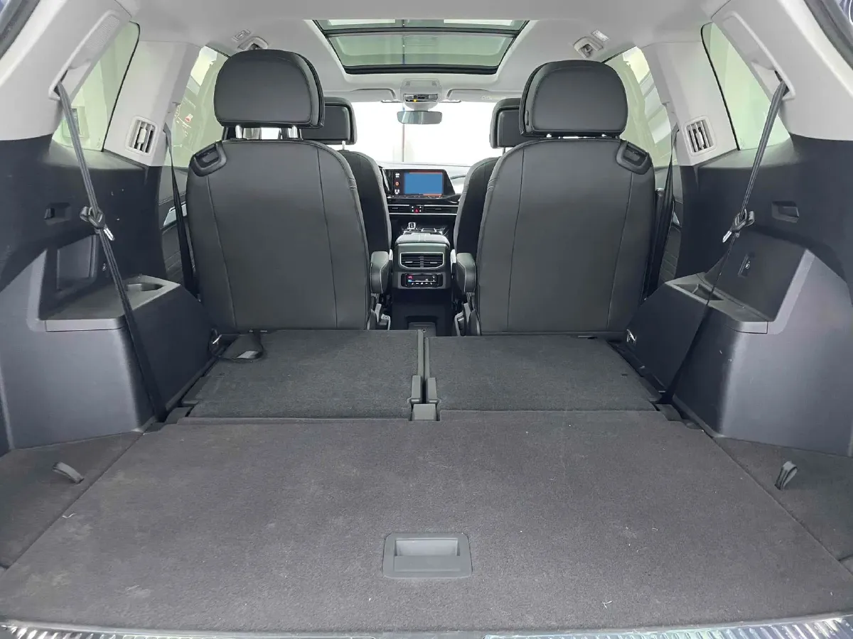 2022 Volkswagen Talagon 2.5T 299HP V6 7DCT,autocango,china used car exporter,china ev exporter,chinese used car exporter,chinese used ev exporter