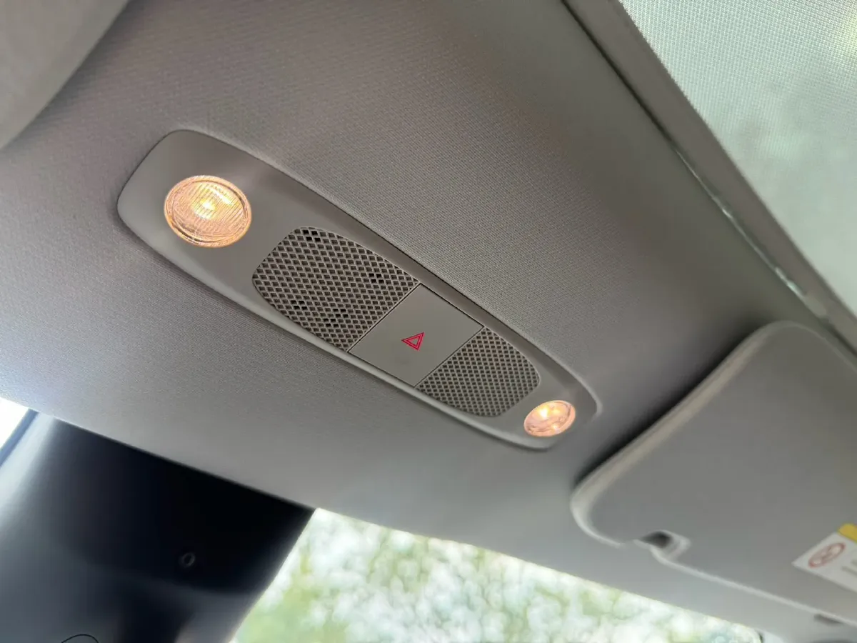 2024 Iveco OuSheng BEV 77.28KWH,autocango,china used car exporter,china ev exporter,chinese used car exporter,chinese used ev exporter