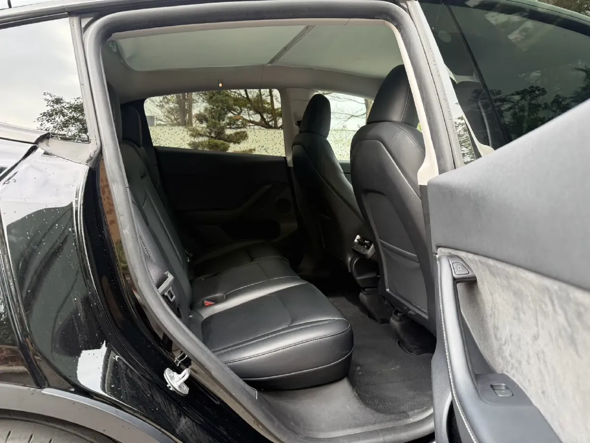 2024 Iveco OuSheng BEV 77.28KWH,autocango,china used car exporter,china ev exporter,chinese used car exporter,chinese used ev exporter