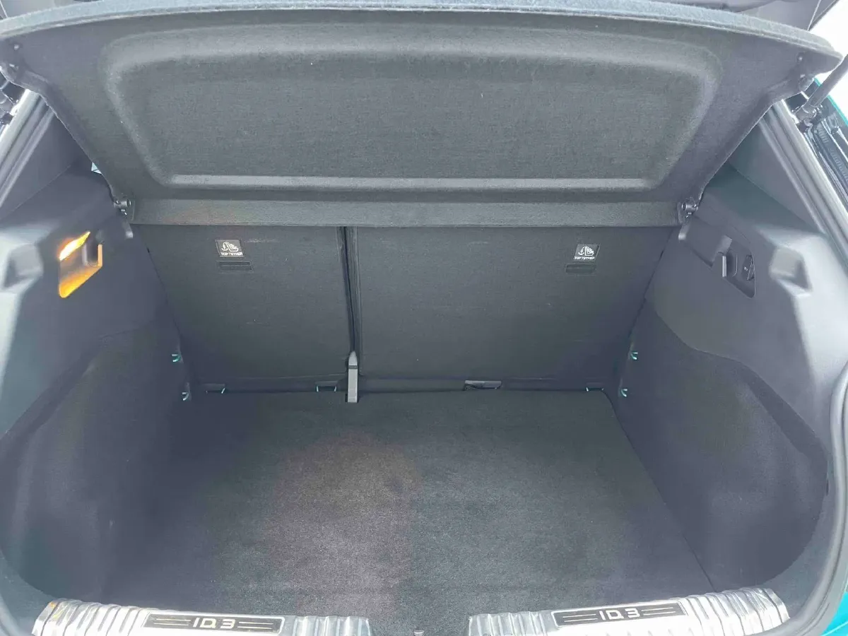 2022 Volkswagen ID.3 BEV 57.3KWH,autocango,china used car exporter,china ev exporter,chinese used car exporter,chinese used ev exporter