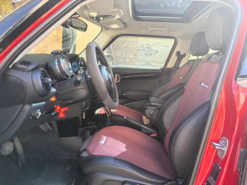 2020 MINI MINI 1.5T 136HP L3 7DCT,autocango,china used car exporter,china ev exporter,chinese used car exporter,chinese used ev exporter