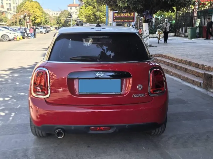 2020 MINI MINI 1.5T 136HP L3 7DCT,autocango,china used car exporter,china ev exporter,chinese used car exporter,chinese used ev exporter