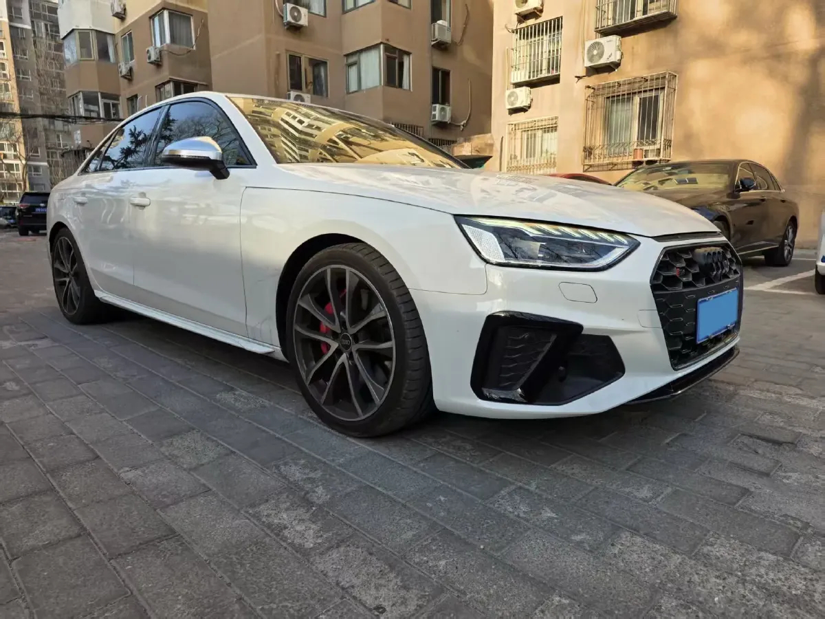 2023 Audi S4 3.0T 354HP V6 8AT,autocango,china used car exporter,china ev exporter,chinese used car exporter,chinese used ev exporter