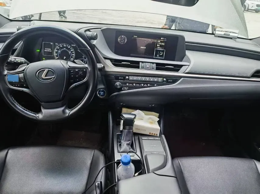 2020 Lexus ES 2.5L 178HP L4 E-CVT Hybrid,autocango,china used car exporter,china ev exporter,chinese used car exporter,chinese used ev exporter