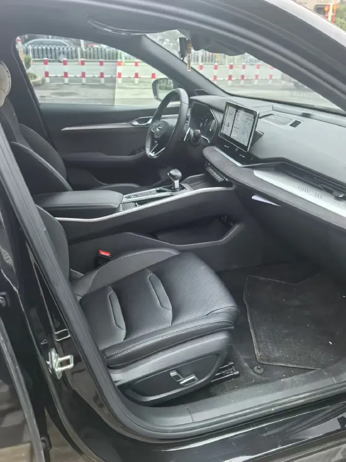 2024 Geely Preface 2.0T 190HP L4 7DCT,autocango,china used car exporter,china ev exporter,chinese used car exporter,chinese used ev exporter