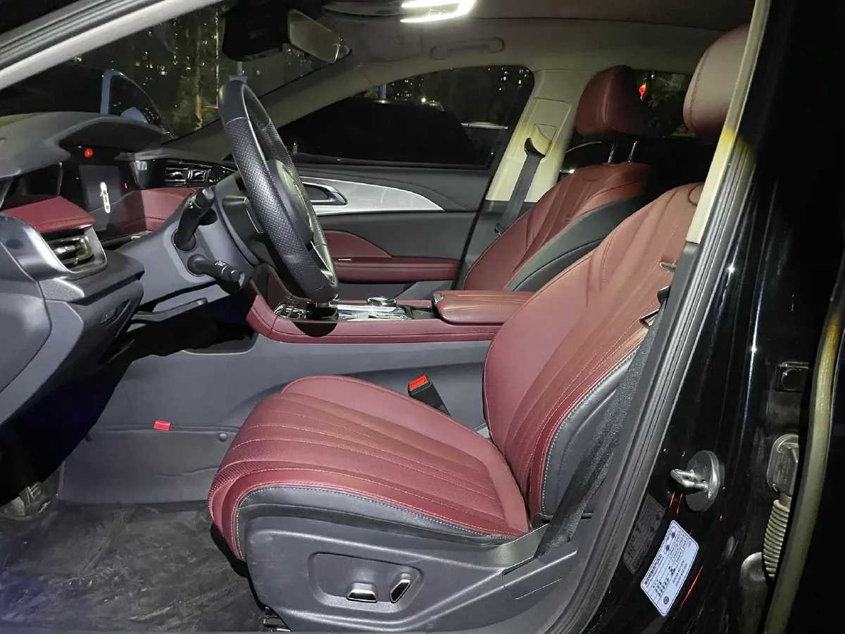 2024 HongQi H5 1.5T 169HP L4 7DCT,autocango,china used car exporter,china ev exporter,chinese used car exporter,chinese used ev exporter