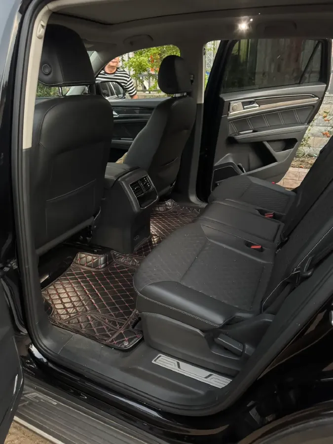 2020 Volkswagen Teramont 2.0T 220HP L4 7DCT,autocango,china used car exporter,china ev exporter,chinese used car exporter,chinese used ev exporter