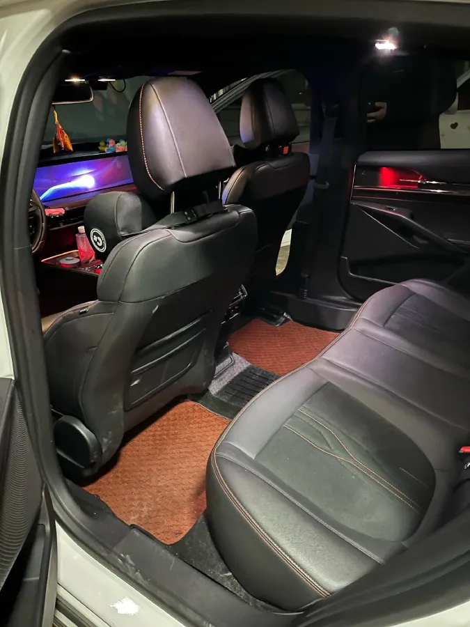 2022 Ford Mondeo 2.0T 238HP L4 8AT,autocango,china used car exporter,china ev exporter,chinese used car exporter,chinese used ev exporter