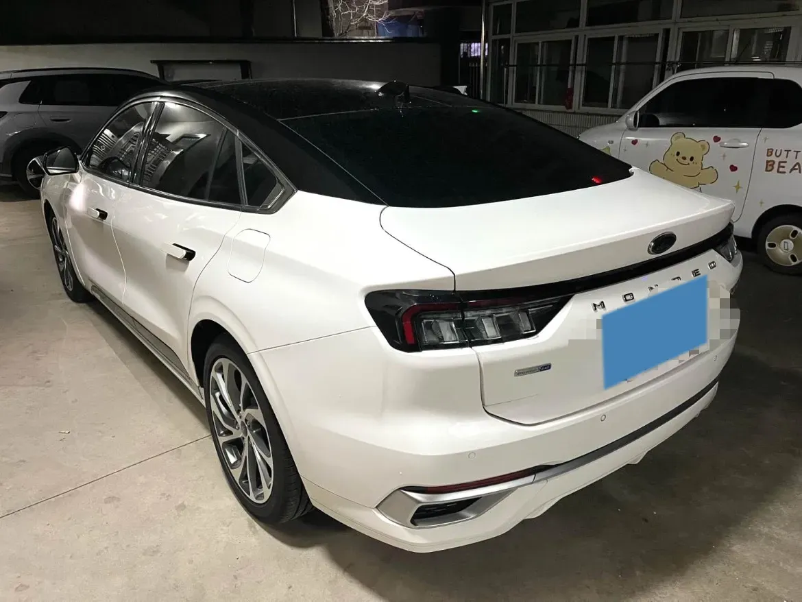 2022 Ford Mondeo 2.0T 238HP L4 8AT,autocango,china used car exporter,china ev exporter,chinese used car exporter,chinese used ev exporter