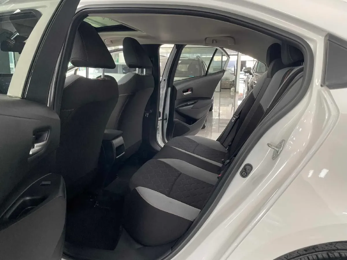 2021 Toyota Corolla 1.2T 116HP L4 CVT,autocango,china used car exporter,china ev exporter,chinese used car exporter,chinese used ev exporter