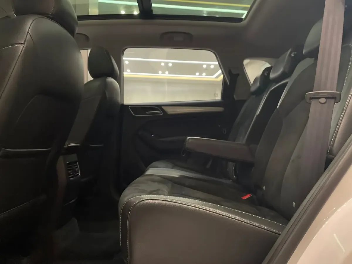 2017 Roewe RX5 1.5T 169HP L4 2AT PHEV 12KWH,autocango,china used car exporter,china ev exporter,chinese used car exporter,chinese used ev exporter