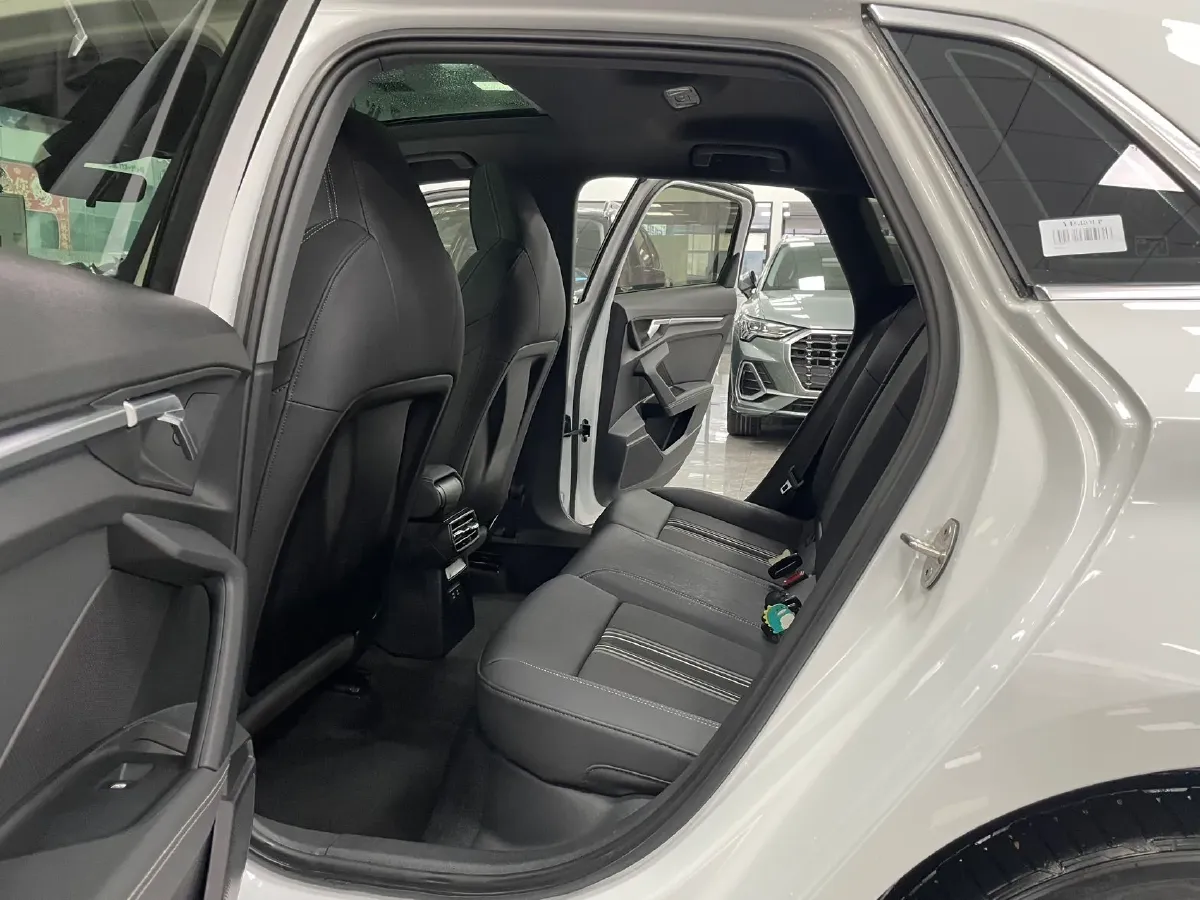 2022 Audi A3 1.4T 150HP L4 7DCT,autocango,china used car exporter,china ev exporter,chinese used car exporter,chinese used ev exporter