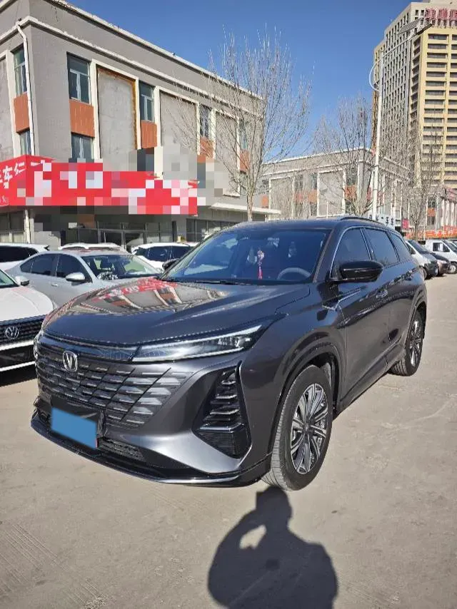 2025 ChangAn CS75 Plus 1.5T 188HP L4 8AT,autocango,china used car exporter,china ev exporter,chinese used car exporter,chinese used ev exporter