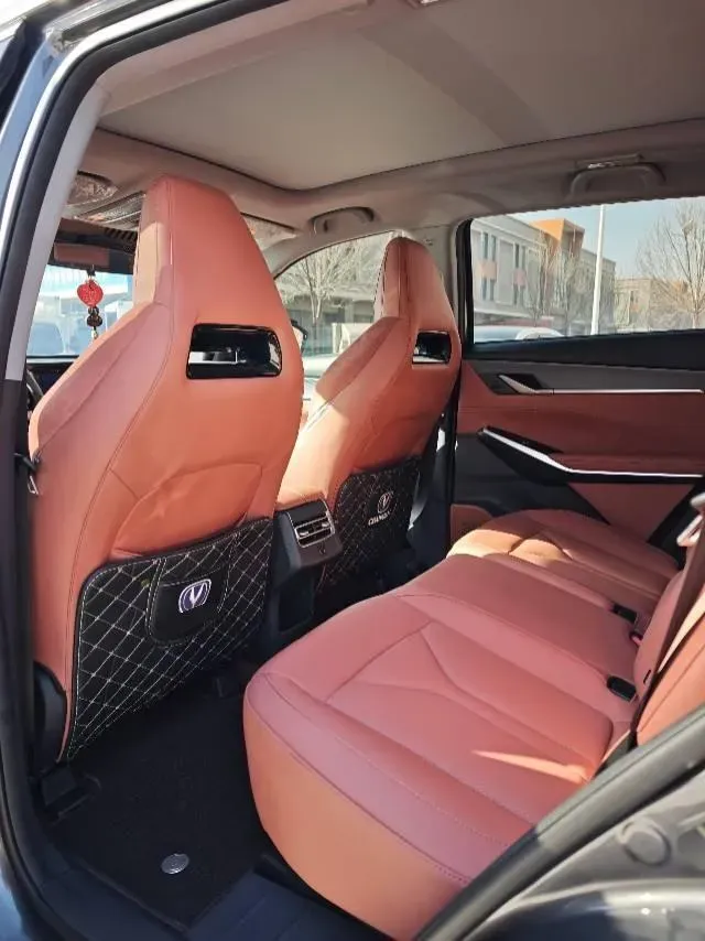 2025 ChangAn CS75 Plus 1.5T 188HP L4 8AT,autocango,china used car exporter,china ev exporter,chinese used car exporter,chinese used ev exporter