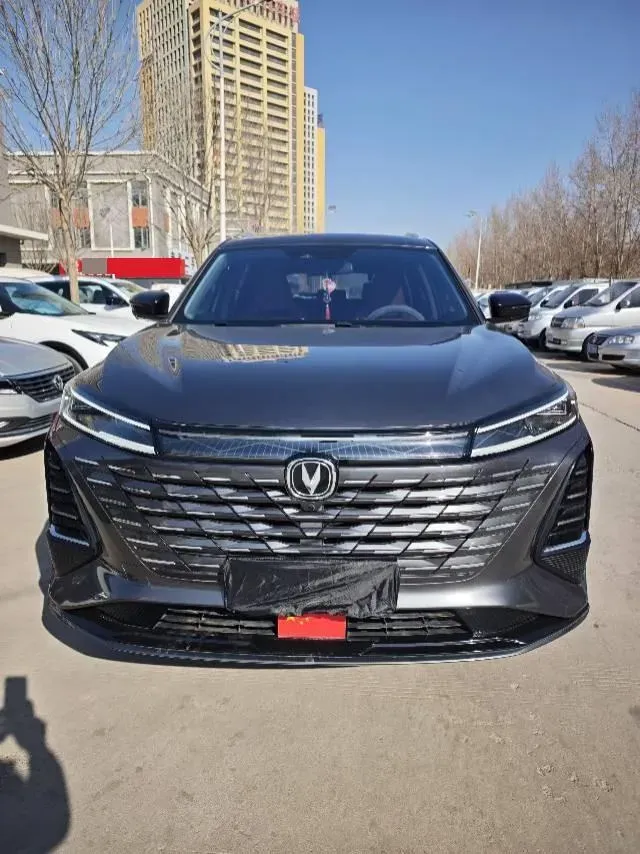 2025 ChangAn CS75 Plus 1.5T 188HP L4 8AT,autocango,china used car exporter,china ev exporter,chinese used car exporter,chinese used ev exporter