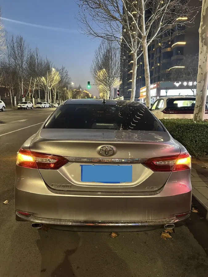 2021 Toyota Camry 2.5L 209HP L4 8AT,autocango,china used car exporter,china ev exporter,chinese used car exporter,chinese used ev exporter