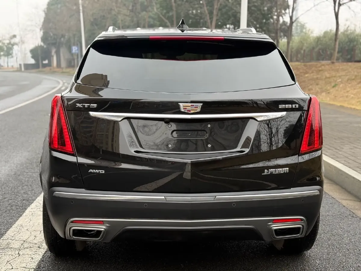 2021 Cadillac XT5 2.0T 237HP L4 9AT,autocango,china used car exporter,china ev exporter,chinese used car exporter,chinese used ev exporter